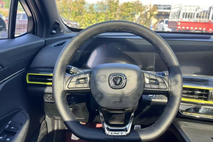 Used CHANGAN UNI-T 2022 1.5T Sport Edition Flagship Version Steering Wheel