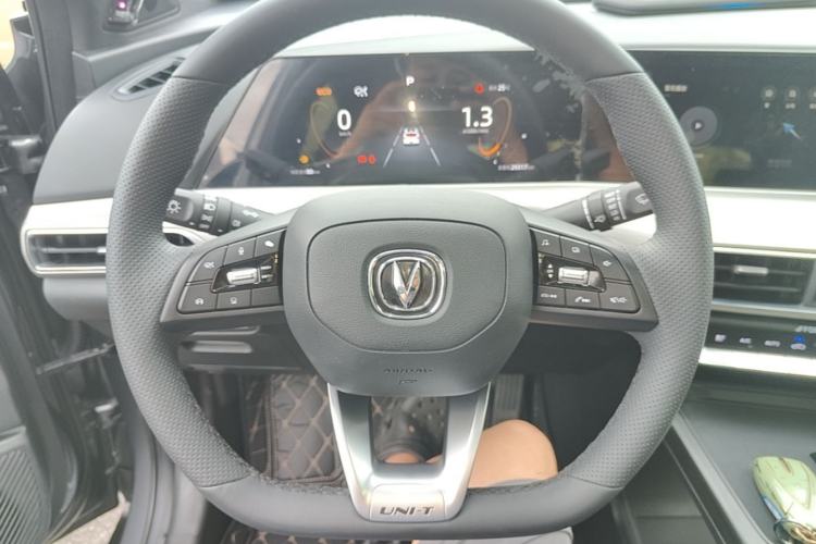 Used CHANGAN UNI-T 2022 1.5T Excellence Model Steering Wheel