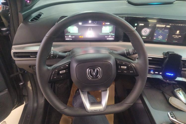 Used CHANGAN UNI-T 2022 1.5T Excellence Model Steering Wheel