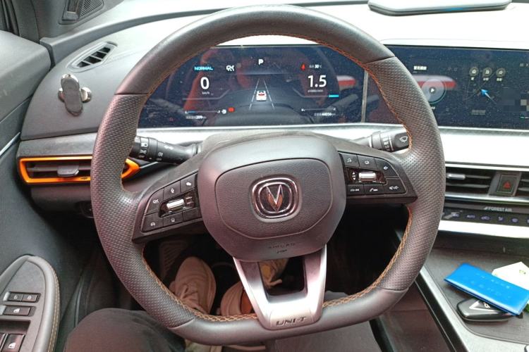Used CHANGAN UNI-T 2022 1.5T Luxury Edition Steering Wheel