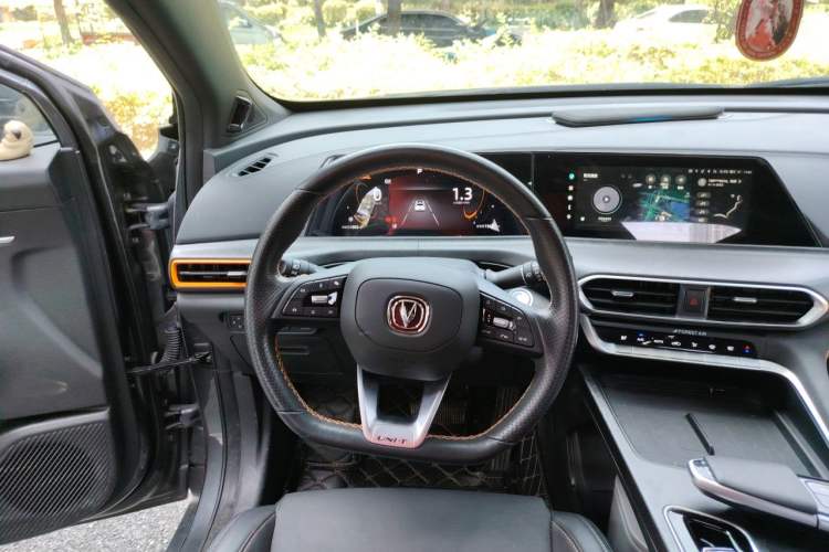 Used CHANGAN UNI-T 2022 1.5T Prestige Version Steering Wheel