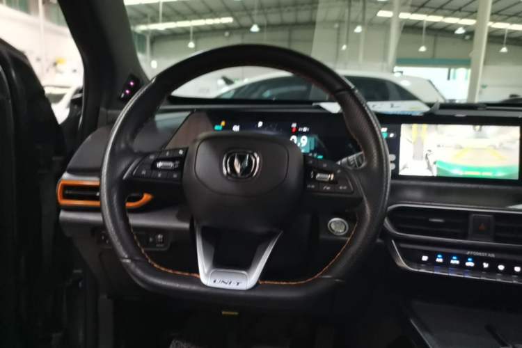 Used CHANGAN UNI-T 2022 1.5T Prestige Version Steering Wheel