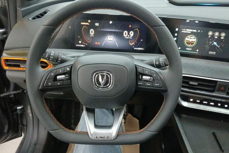 Used CHANGAN UNI-T 2022 1.5T Luxury Edition Steering Wheel