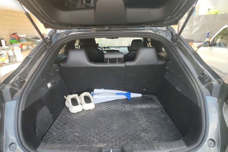 Used CHANGAN UNI-T 2022 1.5T Excellence Model Trunk