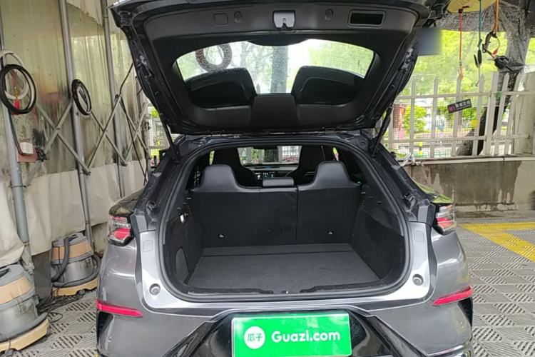 Used CHANGAN UNI-T 2022 1.5T Luxury Edition Trunk