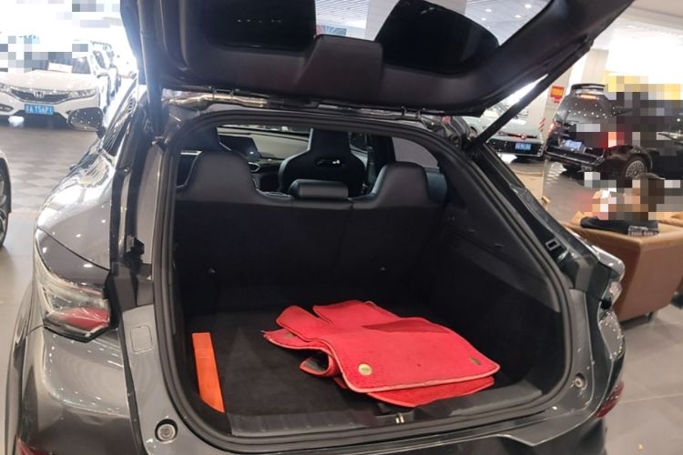 Used CHANGAN UNI-T 2022 1.5T Flagship Edition Trunk