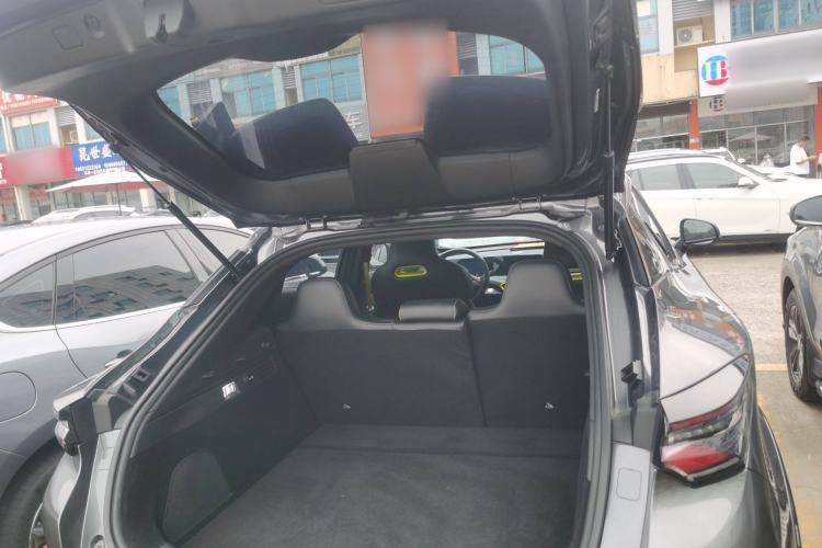 Used CHANGAN UNI-T 2022 2.0T Sport Edition Premium Version Trunk