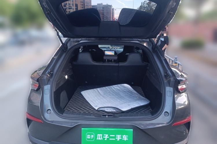 Used CHANGAN UNI-T 2022 1.5T Prestige Version Trunk