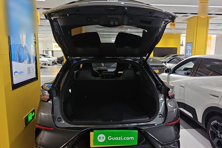 Used CHANGAN UNI-T 2022 1.5T Sport Edition Flagship Version Trunk