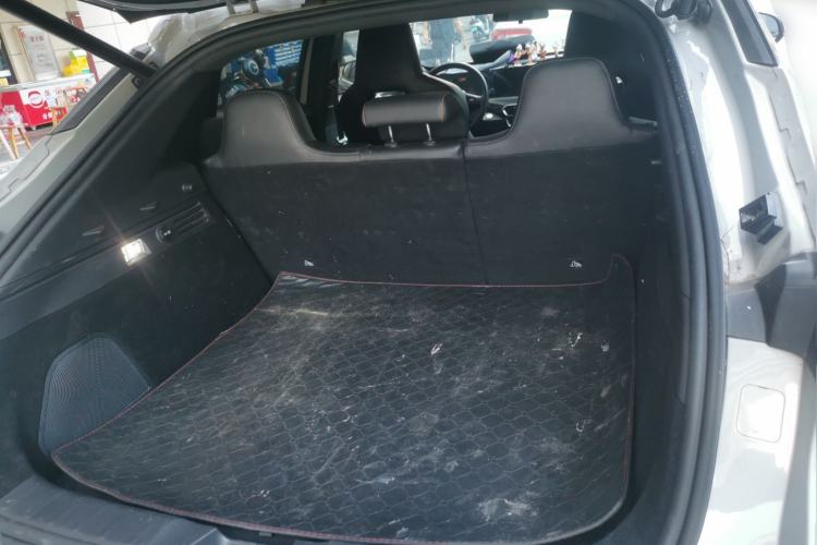 Used CHANGAN UNI-T 2022 1.5T Flagship Edition Trunk
