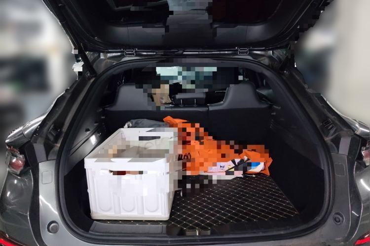 Used CHANGAN UNI-T 2022 1.5T Flagship Edition Trunk