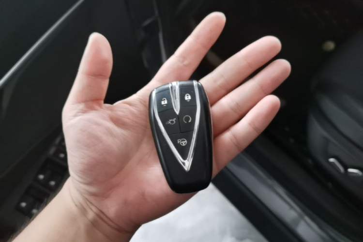 Used CHANGAN UNI-T 2022 1.5T Flagship Edition Vehicle Key