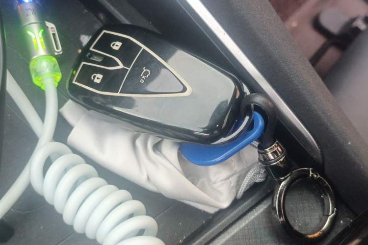 Used CHANGAN UNI-T 2022 1.5T Prestige Version Vehicle Key