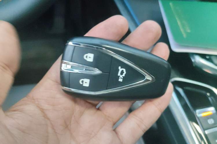 Used CHANGAN UNI-T 2022 1.5T Luxury Edition Vehicle Key