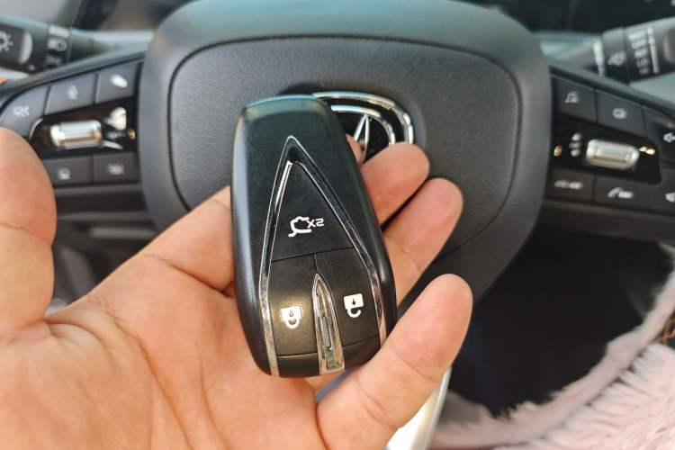 Used CHANGAN UNI-T 2022 1.5T Sport Edition Premium Version Vehicle Key