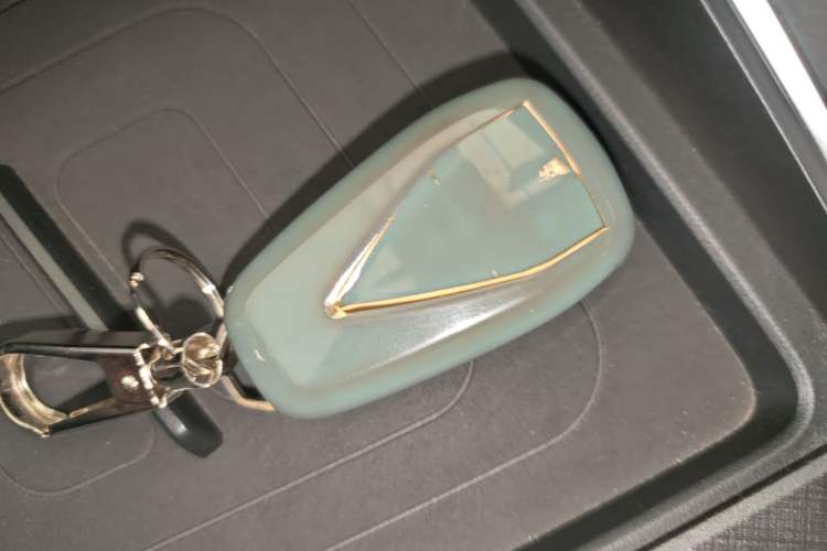 Used CHANGAN UNI-T 2022 1.5T Prestige Version Vehicle Key