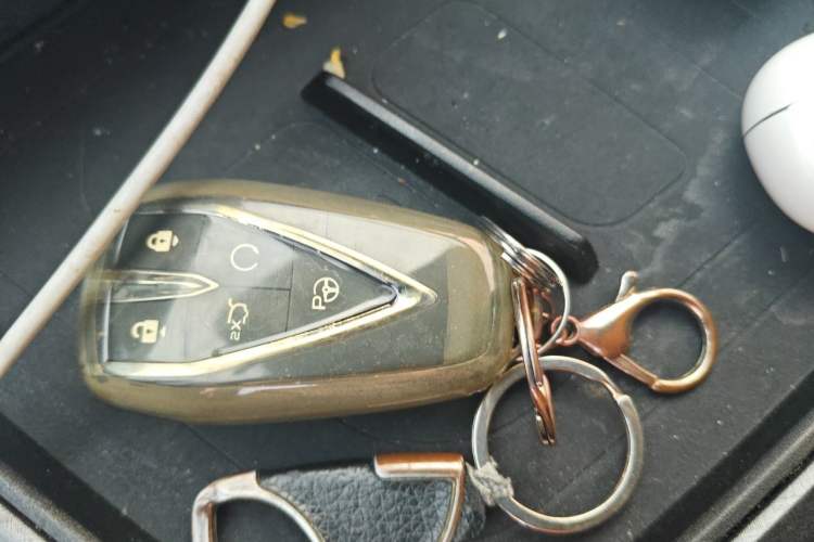 Used CHANGAN UNI-T 2022 1.5T Flagship Edition Vehicle Key