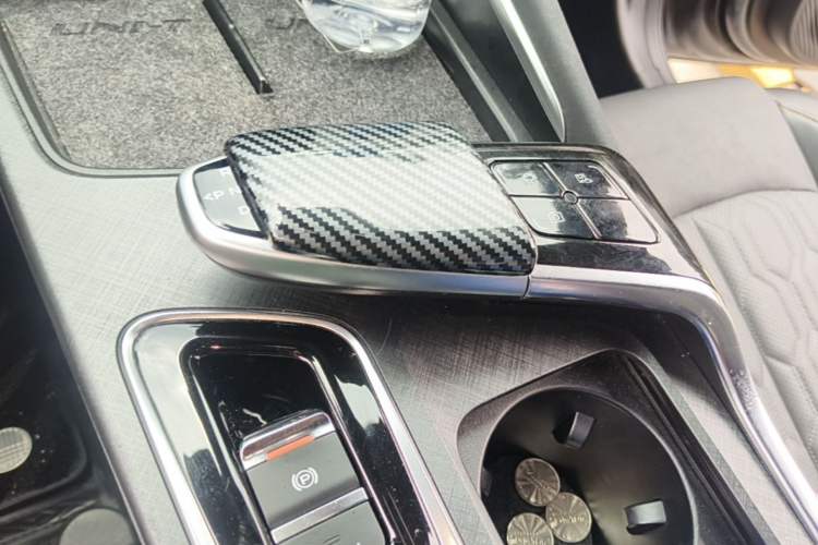 Used CHANGAN UNI-T 2022 1.5T Prestige Version Gear Lever