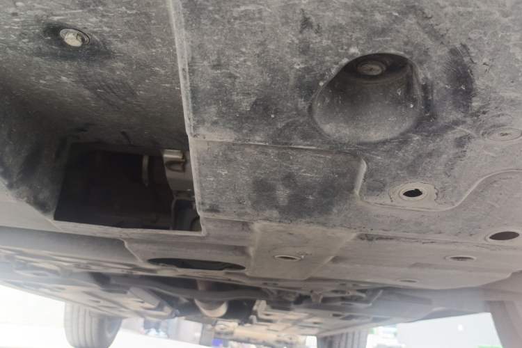 Used CHANGAN UNI-T 2022 1.5T Flagship Edition Chassis Front
