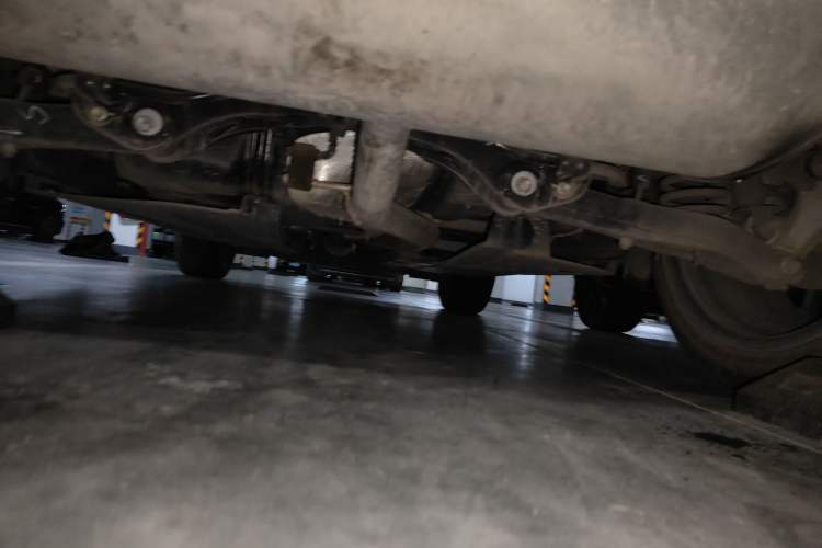 Used CHANGAN UNI-T 2022 1.5T Prestige Version Chassis Rear