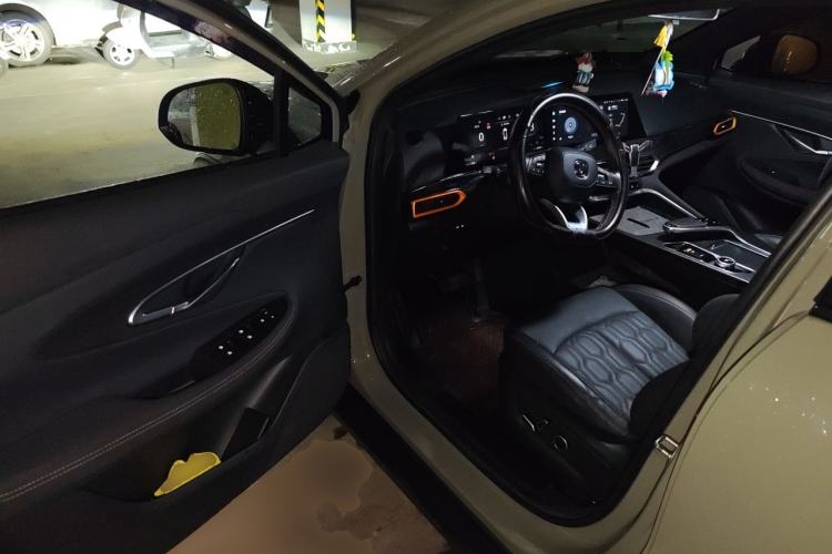 Used CHANGAN UNI-T 2022 1.5T Flagship Edition Driver Seat