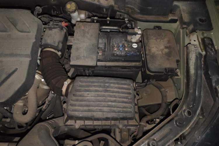Used CHANGAN UNI-T 2022 1.5T Flagship Edition Engine Bay Left