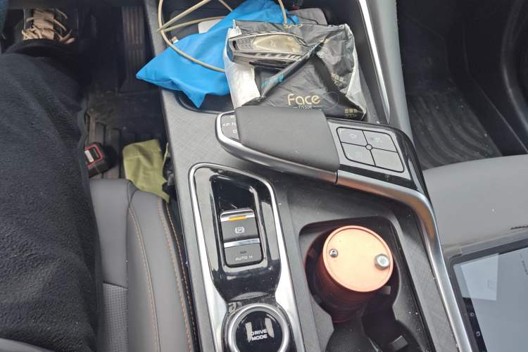 Used CHANGAN UNI-T 2022 1.5T Prestige Version Gear Lever