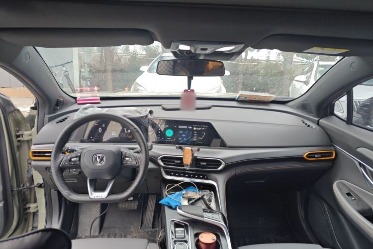 Used CHANGAN UNI-T 2022 1.5T Prestige Version Headliner