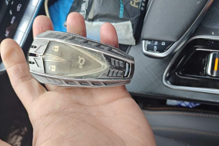 Used CHANGAN UNI-T 2022 1.5T Prestige Version Interior 1