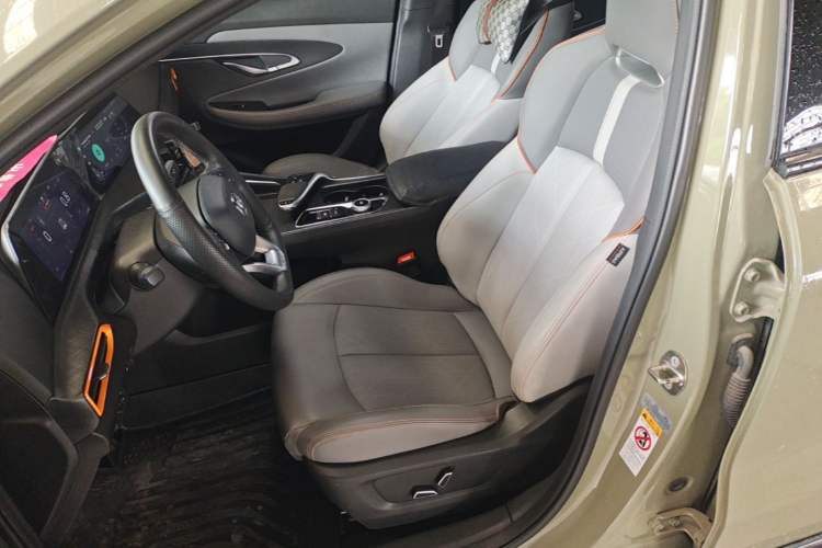Used CHANGAN UNI-T 2022 1.5T Prestige Version Left Front Seat