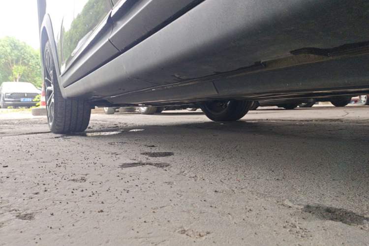 Used CHANGAN UNI-T 2022 1.5T Prestige Version Left Side Sill