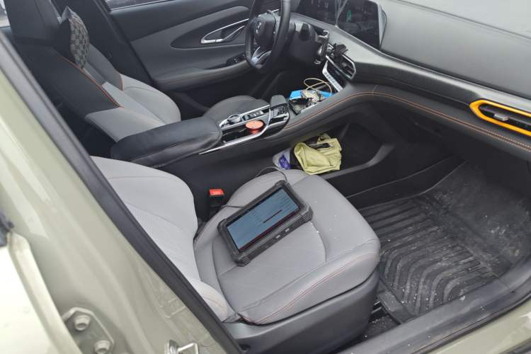 Used CHANGAN UNI-T 2022 1.5T Prestige Version Right Front Seat