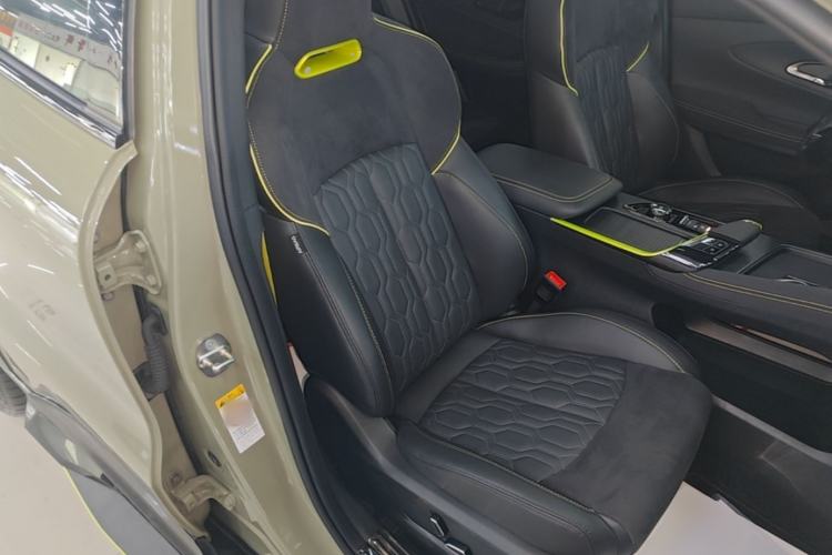 Used CHANGAN UNI-T 2022 2.0T Sport Edition Flagship Version Right Front Seat