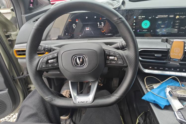Used CHANGAN UNI-T 2022 1.5T Prestige Version Steering Wheel