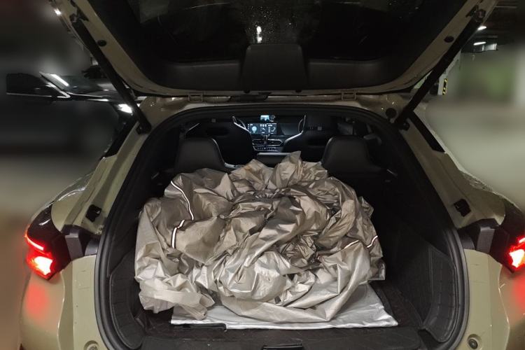 Used CHANGAN UNI-T 2022 1.5T Flagship Edition Trunk