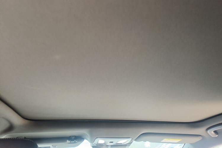 Used CHANGAN UNI-T 2022 1.5T Prestige Version Headliner