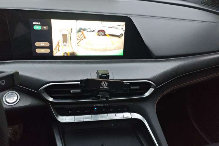 Used CHANGAN UNI-T 2022 1.5T Sport Edition Premium Version Audio And AC Panel