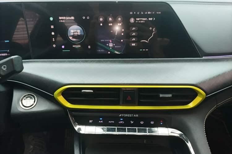 Used CHANGAN UNI-T 2022 1.5T Sport Edition Premium Version Audio And AC Panel