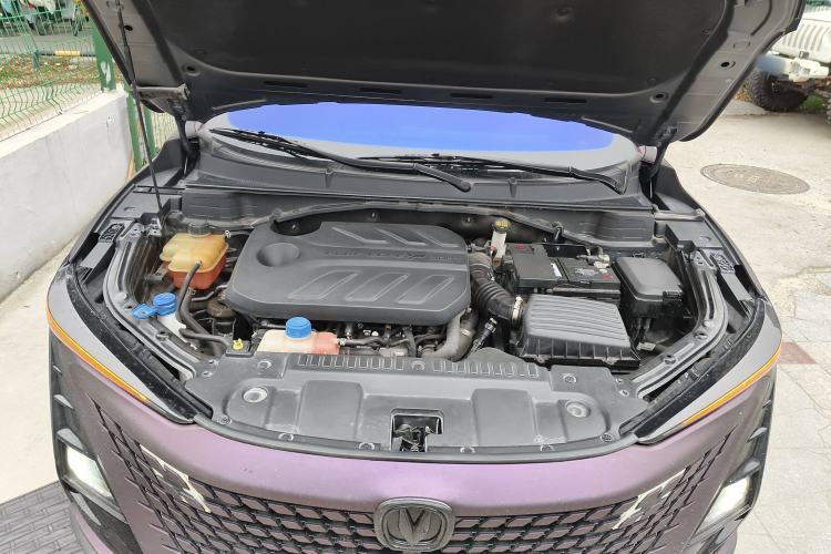 Used CHANGAN UNI-T 2022 1.5T Prestige Version Engine Bay