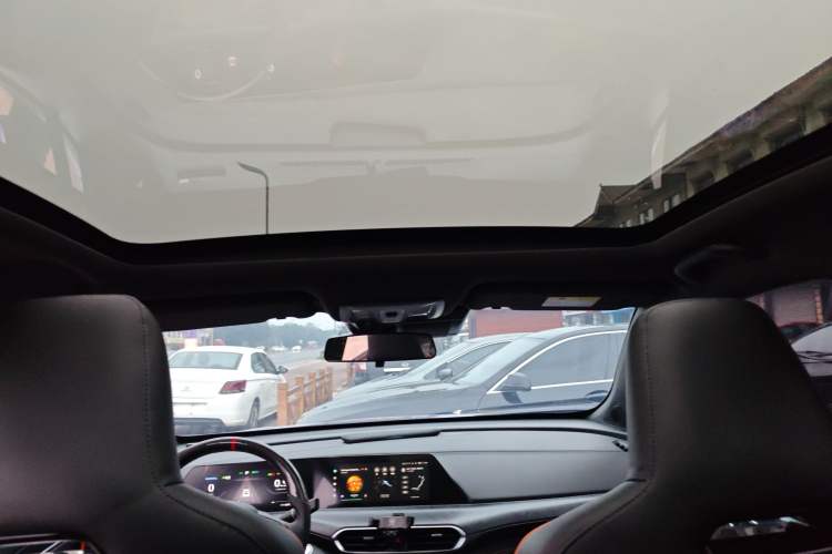 Used CHANGAN UNI-T 2022 1.5T Sport Edition Premium Version Headliner
