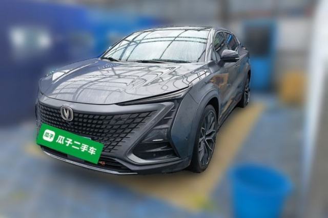 Ojetý CHANGAN UNI-T 2022 1.5T Prestige Version