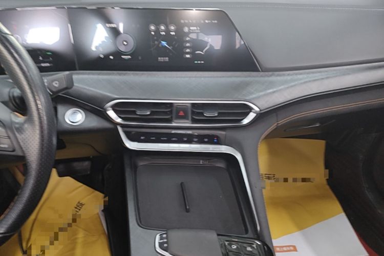 Used CHANGAN UNI-T 2022 1.5T Prestige Version Audio And AC Panel