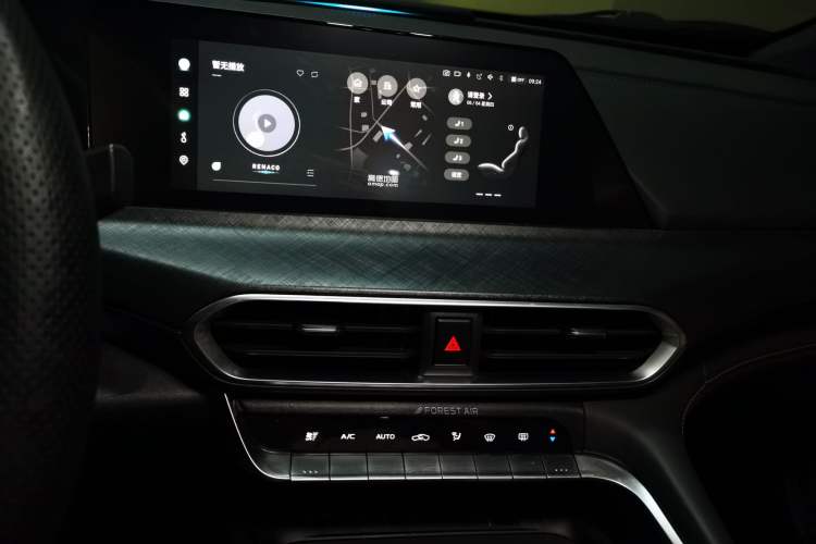 Used CHANGAN UNI-T 2022 1.5T Sport Edition Premium Version Audio And AC Panel