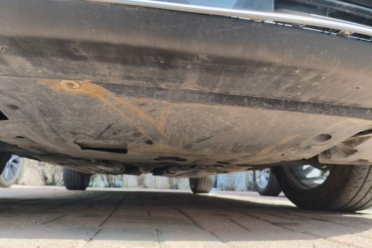 Used CHANGAN UNI-T 2022 1.5T Prestige Version Chassis Front