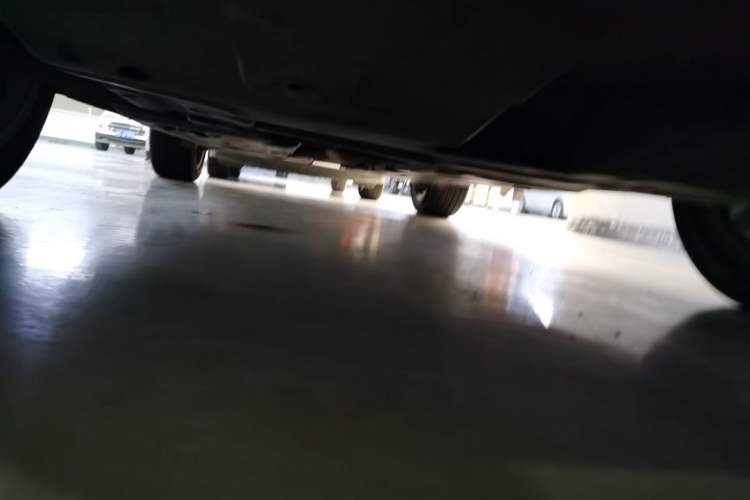 Used CHANGAN UNI-T 2022 1.5T Sport Edition Premium Version Chassis Front