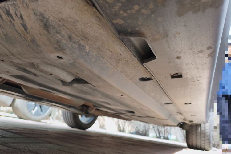 Used CHANGAN UNI-T 2022 1.5T Prestige Version Chassis Front Left