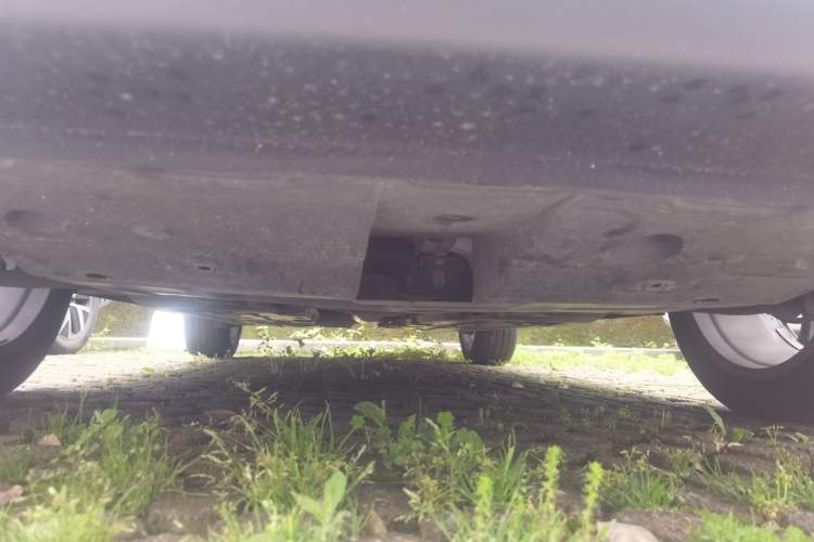 Used CHANGAN UNI-T 2022 1.5T Prestige Version Chassis Front