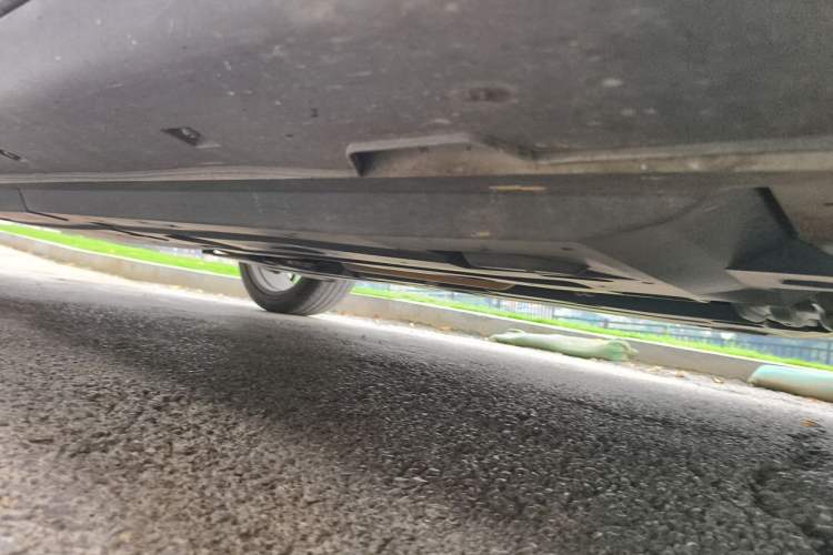 Used CHANGAN UNI-T 2022 1.5T Prestige Version Chassis Front Right