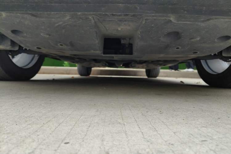 Used CHANGAN UNI-T 2022 1.5T Prestige Version Chassis Front