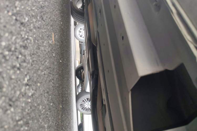 Used CHANGAN UNI-T 2022 1.5T Flagship Edition Chassis Rear Left